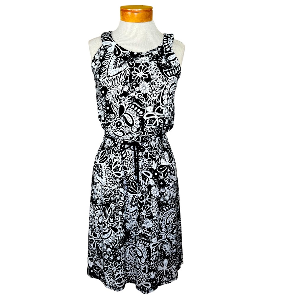 T by Talbots Sleeveless Black & White Casual Knit Dress With Drawstring Waist SP